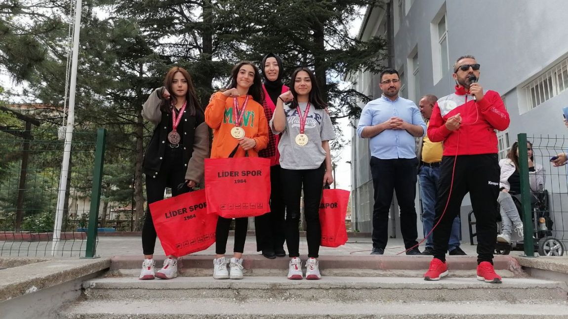 Kırşehir'in Gururu Öğrencilerimize Ödül Töreni  